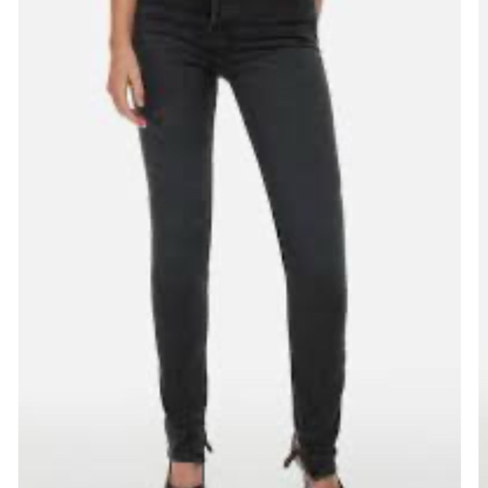 Women's Black Skinny Jeans